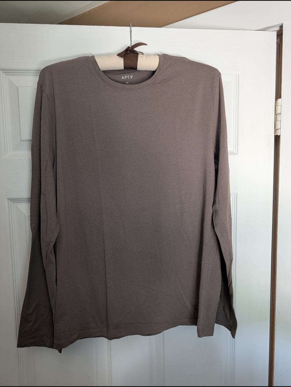 APT. 9 Men's Long Sleeve Crew Neck Shirt - Taupe Brown